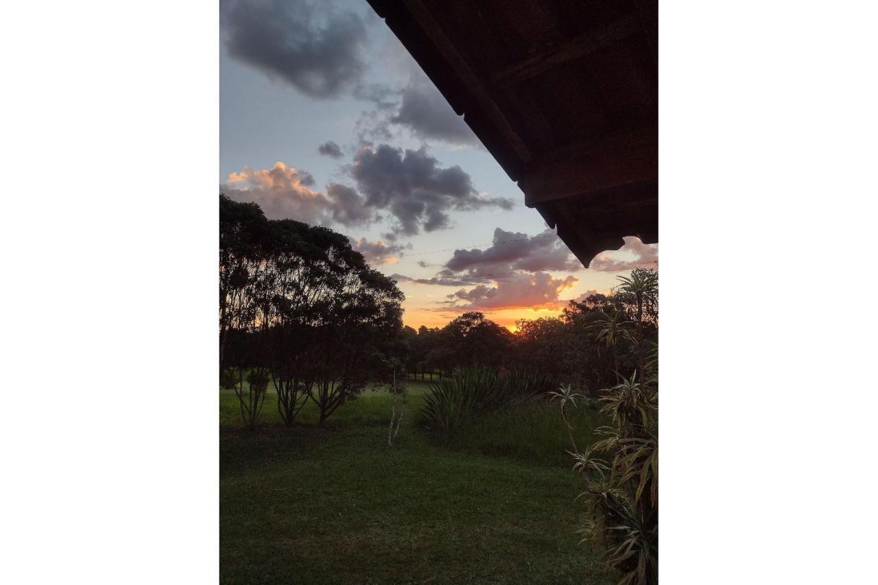 Pousada Chale Terra Viva Carrancas Buitenkant foto
